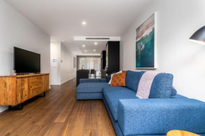 Contemporary Tri-Level APT in a Prime Central Spot